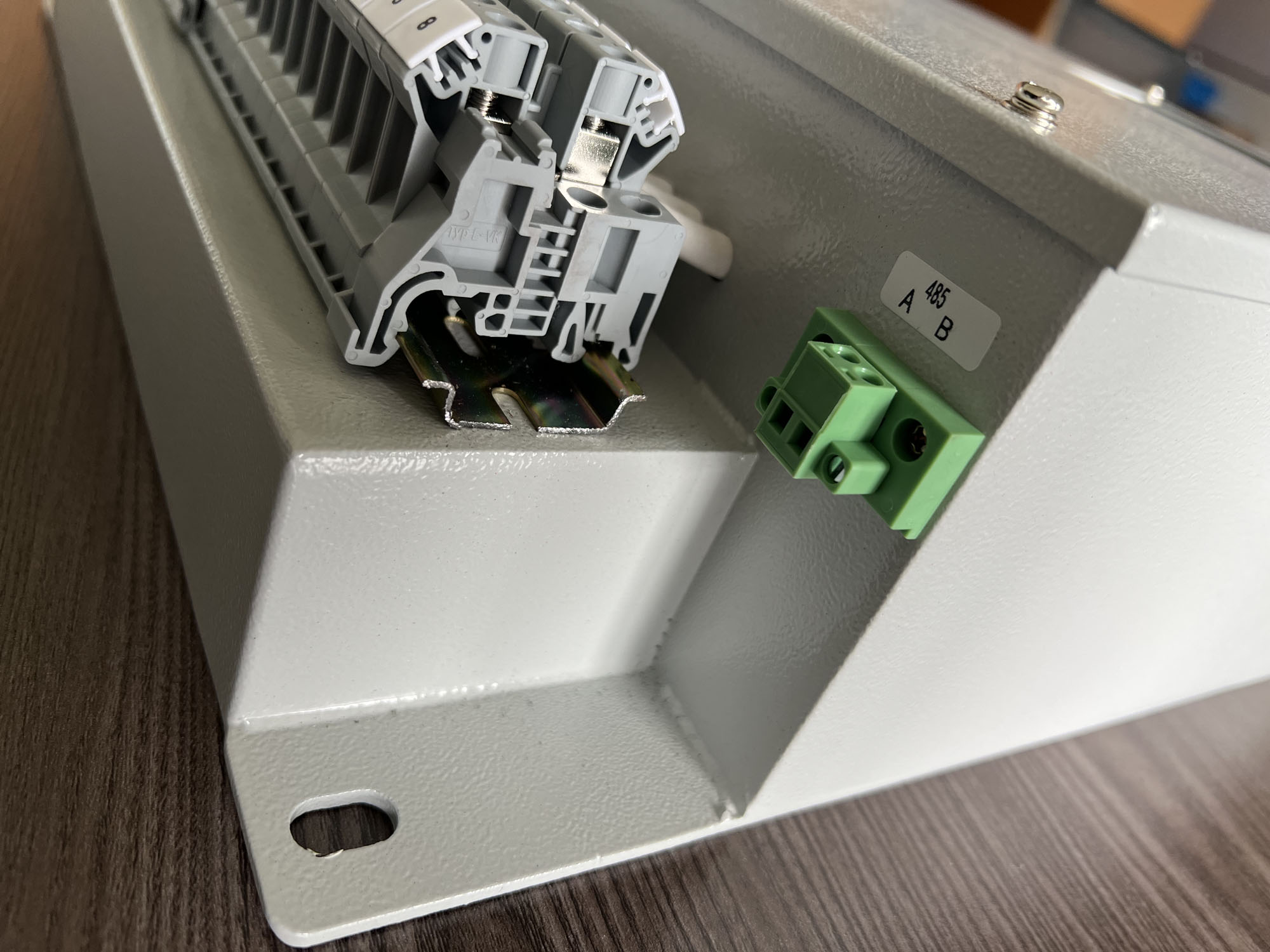 多用戶電能表（開關（guān）內置）